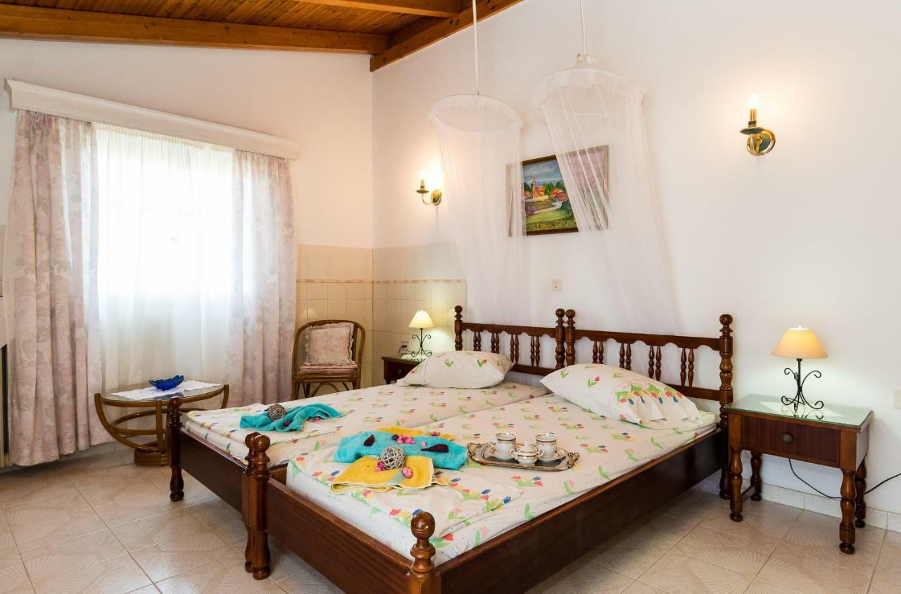 Villa Anna Apartments - 550M From The Beach, By Zantewize Vasilikí 外观 照片