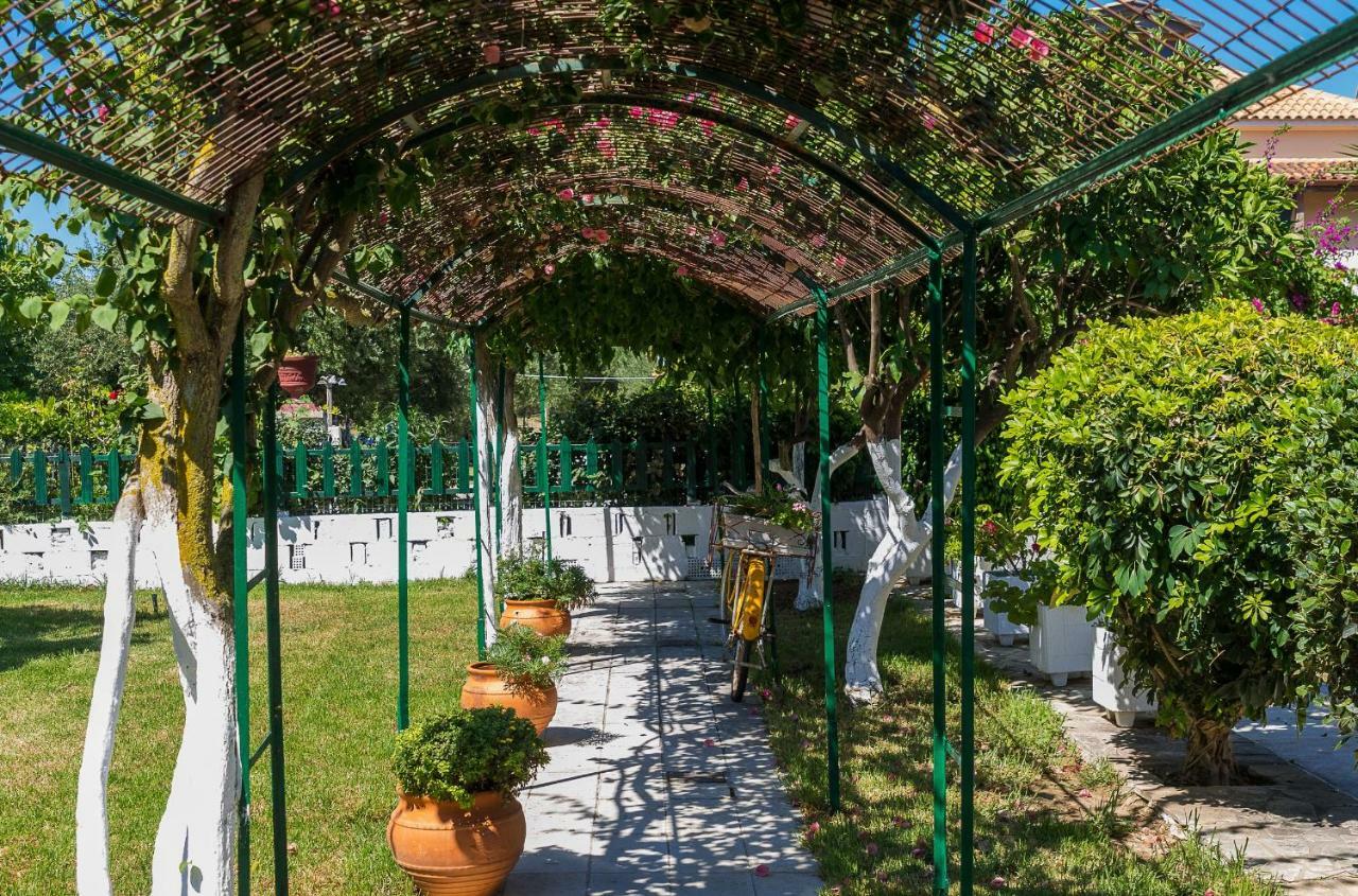 Villa Anna Apartments - 550M From The Beach, By Zantewize Vasilikí 外观 照片
